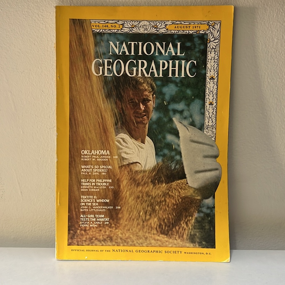 1971 National Geographic Magazine